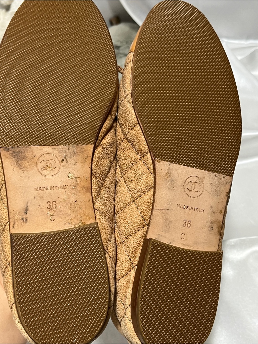 CHANEL Quilted Ballet Flats with Patent Camel Toe Cap - Picture 7 of 16